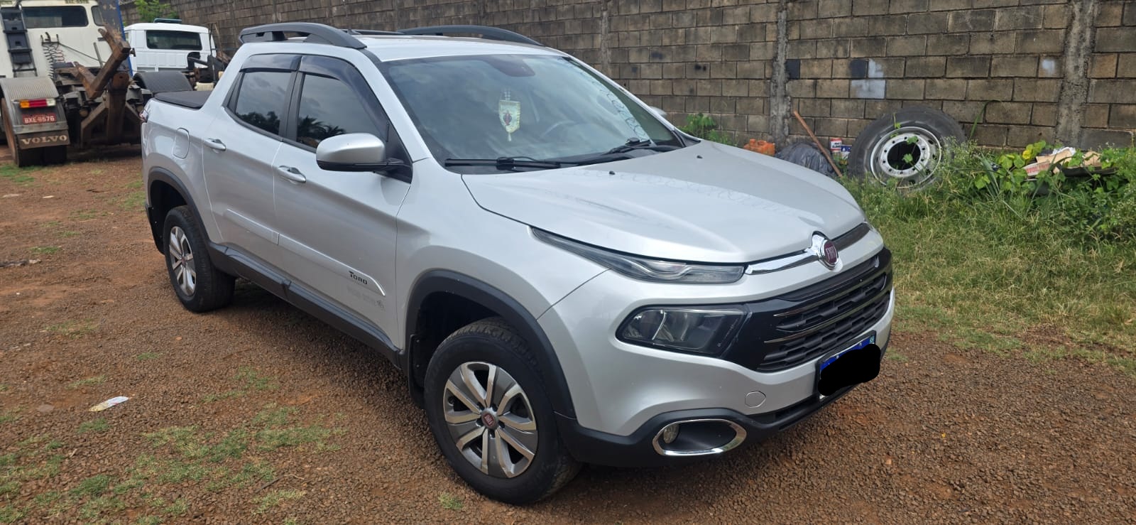 Foto de FIAT TORO FREEDOM AT 2016/2017 - R$ 75.000,00