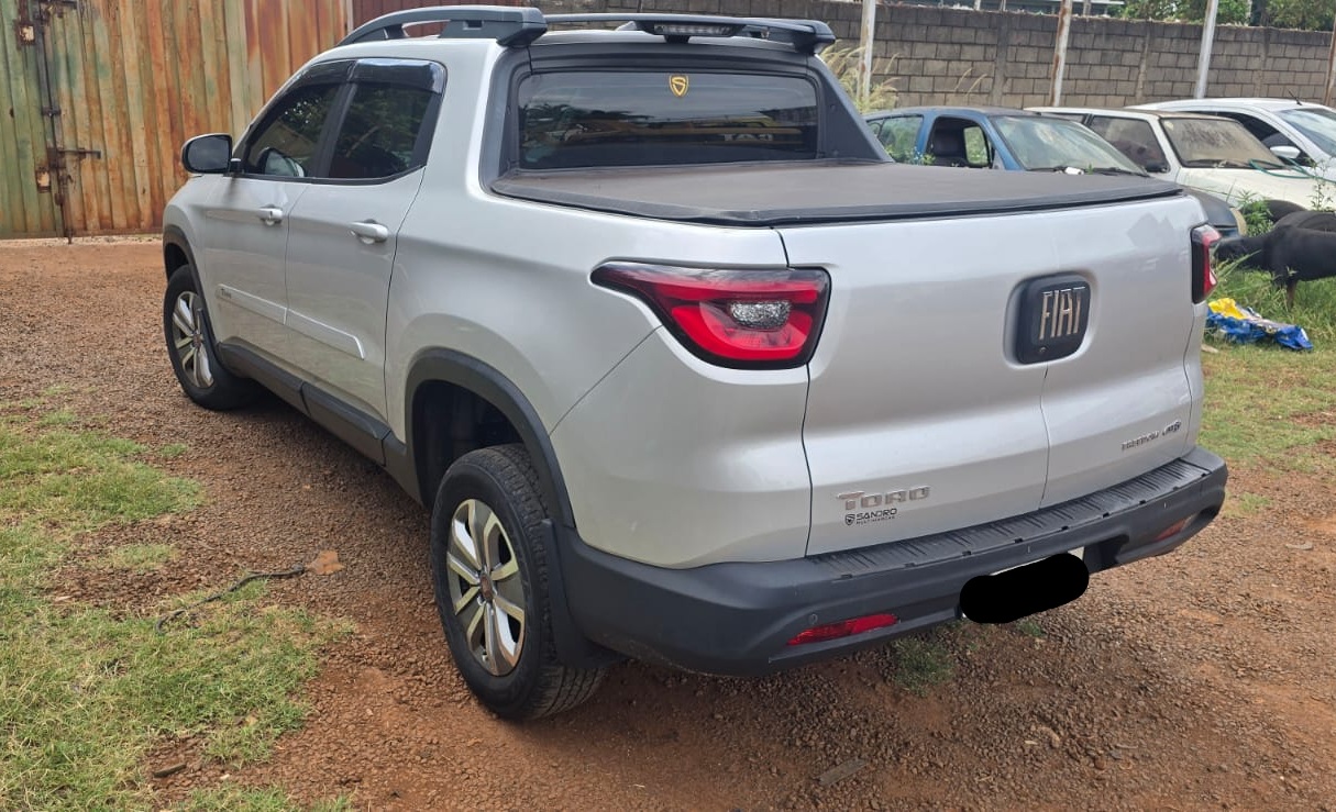 Foto de FIAT TORO FREEDOM AT 2016/2017 - R$ 75.000,00