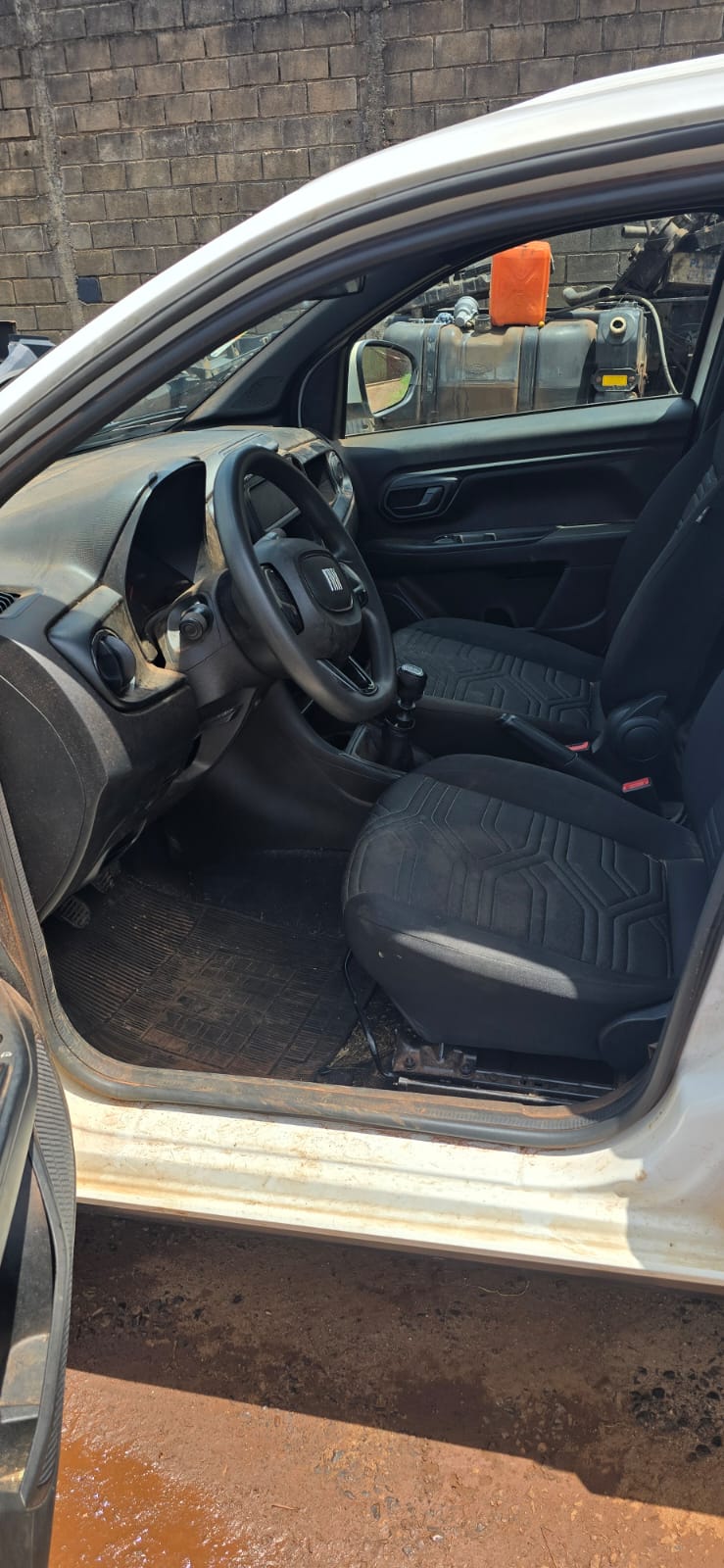 Foto de FIAT STRADA FREEDOM CS 1.3 FLEX 2024/2025 - R$ 80.000,00